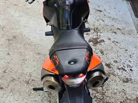 2007 KTM 990 Super Duke, оранжевый, 450000 рублей, вид 4
