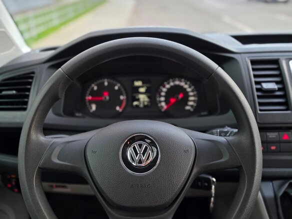 2015 Volkswagen Caravelle T6, коричневый - вид 15