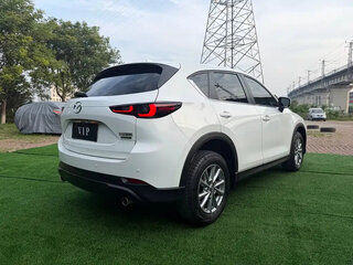 2023 Mazda CX-5 II Рестайлинг, белый, 2300100 рублей, вид 4