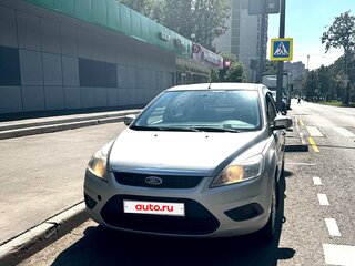 2011 Ford Focus II Рестайлинг, серебристый, 590000 рублей, вид 2