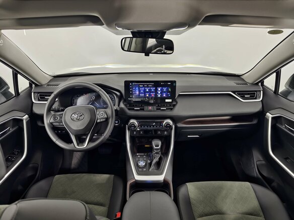 2025 Toyota RAV4 V (XA50), белый - вид 11
