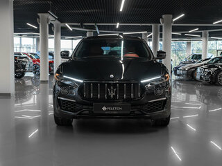 2021 Maserati Levante GT Hybrid I Рестайлинг, чёрный, 7100000 рублей, вид 3