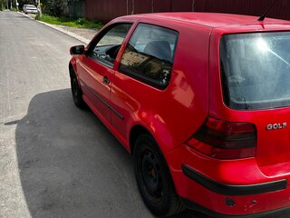 1998 Volkswagen Golf IV, красный, 180000 рублей, вид 4