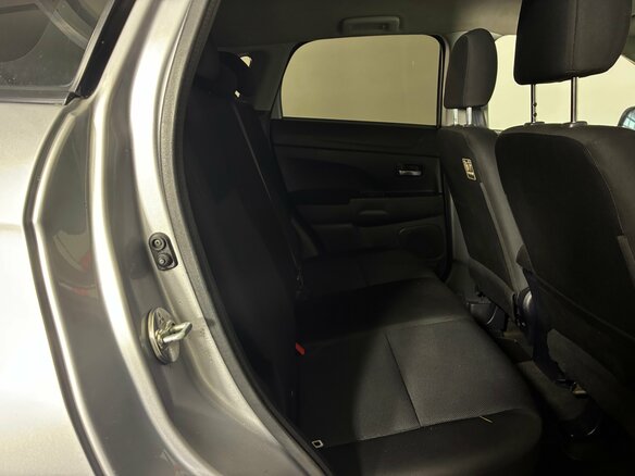 2012 Mitsubishi ASX I, серебристый, 696000 рублей - вид 17
