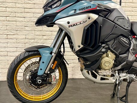 2026 Ducati Multistrada V4, зелёный, 3670000 рублей, вид 4