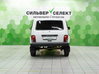 2011 Lada (ВАЗ) 2121 (4x4) I Рестайлинг, белый, 370000 рублей, вид 4