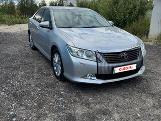 2013 Toyota Camry VII (XV50), серебристый, 1580000 рублей, вид 2