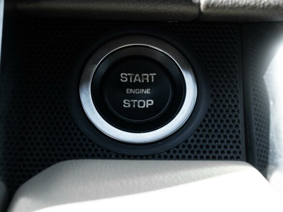 2014 Land Rover Range Rover Sport II, красный, 2790000 рублей - вид 21