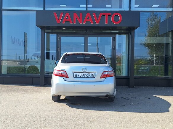 2011 Toyota Camry VI (XV40) Рестайлинг, серебристый - вид 5