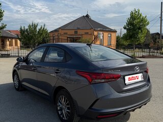 2021 Hyundai Solaris II Рестайлинг, серый, 1750000 рублей, вид 5
