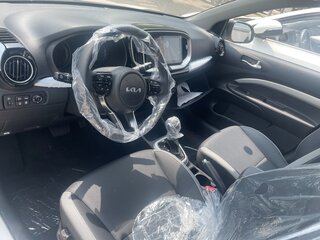 2026 Kia KX1, белый, 1450000 рублей, вид 5