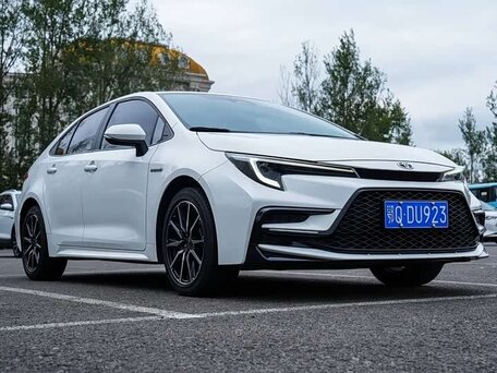 Toyota Corolla XII (E210) Рестайлинг