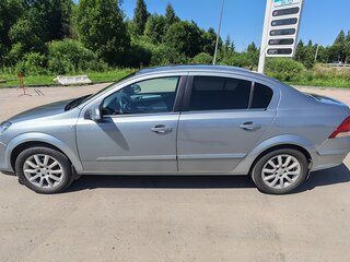 2013 Opel Astra H Рестайлинг, серый, 700000 рублей, вид 3