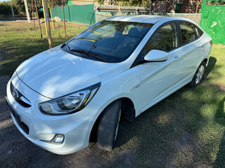 2012 Hyundai Solaris I, белый, 659900 рублей, вид 1