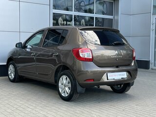 2018 Renault Sandero II Рестайлинг, коричневый, 1190000 рублей, вид 5