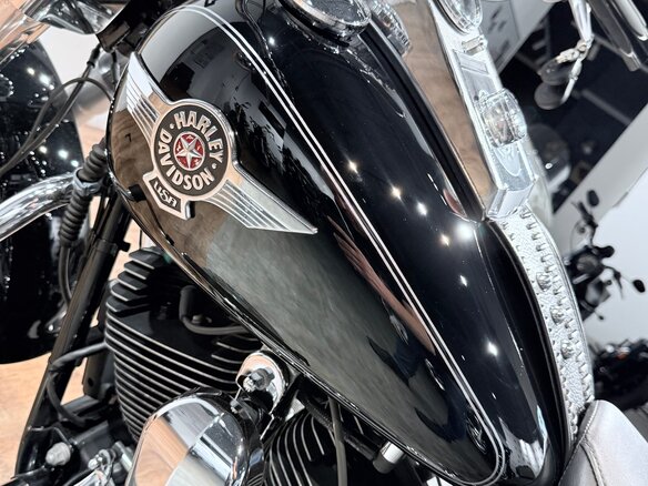 2010 Harley-Davidson Fat Boy, чёрный, 1299000 рублей - вид 23