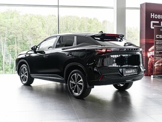 2026 Omoda C5 II, чёрный, 2399000 рублей, вид 4