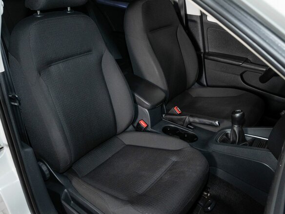 2016 Volkswagen Jetta VI Рестайлинг, белый, 1130000 рублей - вид 12