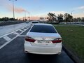 2015 Toyota Camry VII (XV50) Рестайлинг, белый, 1450000 рублей - вид 3