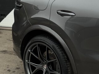 2019 Porsche Cayenne S Coupé III, серый, 7700000 рублей, вид 3