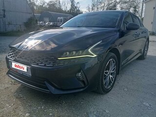 Kia K5 III