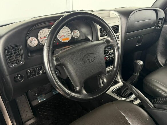 2010 ТагАЗ Tager, серебристый, 1090000 рублей - вид 15