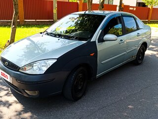 2003 Ford Focus I Рестайлинг, серебристый, 129000 рублей, вид 3