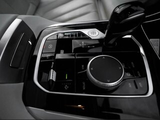 2019 BMW X5 40i IV (G05/G18), белый, 5200000 рублей, вид 3