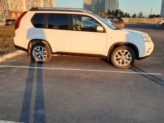 2013 Nissan X-Trail II Рестайлинг, белый, 1200000 рублей, вид 3