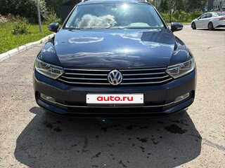 2017 Volkswagen Passat B8, синий, 2000000 рублей, вид 2