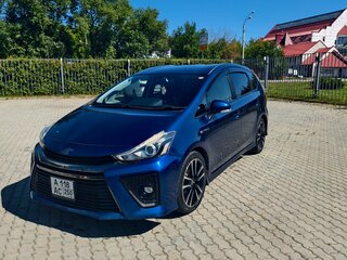 2015 Toyota Prius Alpha I (ZVW40/41) Рестайлинг, синий, 1900000 рублей, вид 1