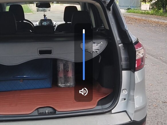 2017 Ford Escape III Рестайлинг, серебристый - вид 10