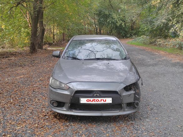 2013 Mitsubishi Lancer X Рестайлинг, серый, 320000 рублей - вид 1
