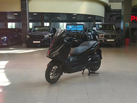 2026 Honda Forza, чёрный, 1060000 рублей, вид 2