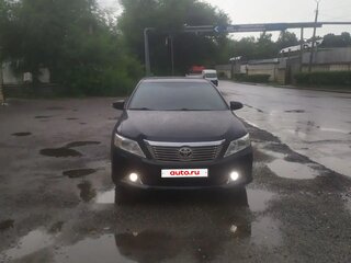 2013 Toyota Camry VII (XV50), серый, 1700000 рублей, вид 1