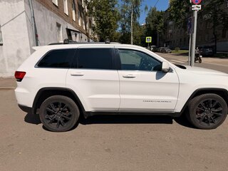 2013 Jeep Grand Cherokee IV (WK2) Рестайлинг, белый, 2000000 рублей, вид 5