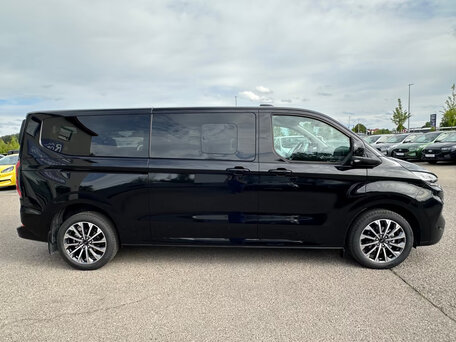 2026 Ford Tourneo Custom LWB II, чёрный, 7750000 рублей, вид 4