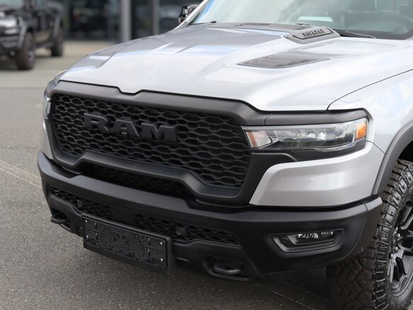 2026 Ram 1500 Quad Cab V Рестайлинг, серый, 10190000 рублей - вид 9