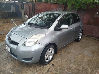 2007 Toyota Vitz II (XP90), серый, 540000 рублей, вид 1