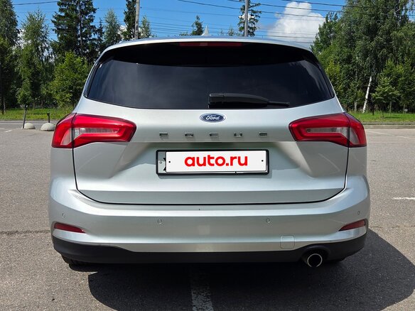2019 Ford Focus IV, серый, 1250000 рублей - вид 9