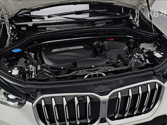 2023 BMW X1 18d sDrive III (U11/U12), белый, 3329911 рублей - вид 5