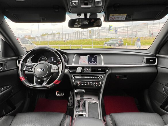 2019 Kia Optima IV Рестайлинг, белый, 2570000 рублей - вид 8