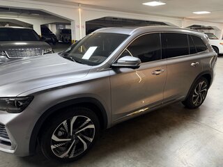 2024 Geely Monjaro (Xingyue L) I, серый, 3100000 рублей, вид 4