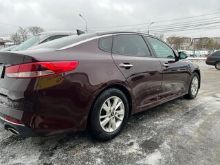 2017 Kia Optima IV, красный, 1450000 рублей, вид 5