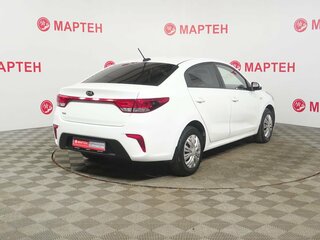 2018 Kia Rio IV, белый, 1181000 рублей, вид 5