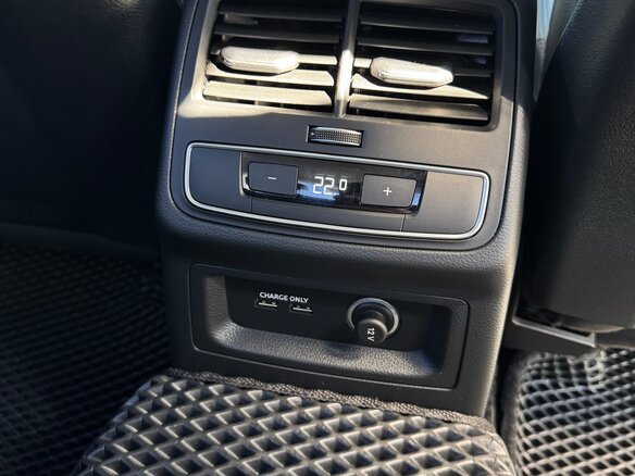 2019 Audi A4 V (B9), синий, 2630000 рублей - вид 12