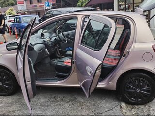 2001 Toyota Vitz I (P10), розовый, 400000 рублей, вид 4
