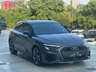 2022 Audi A3 Sportback 35 TFSI IV (8Y), серый, 1690002 рублей, вид 2