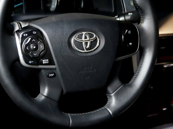 2012 Toyota Camry VII (XV50), чёрный, 1249000 рублей - вид 9