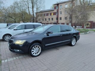 2014 Skoda Superb DSG II Рестайлинг, чёрный, 1050000 рублей, вид 1